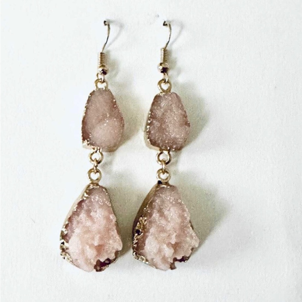 Dangle Earrings - Picture 3 of 8